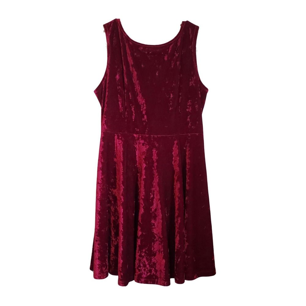Forever 21  Women Velour Velvet Burgundy Sleeveless Dress With Deep Back Size L